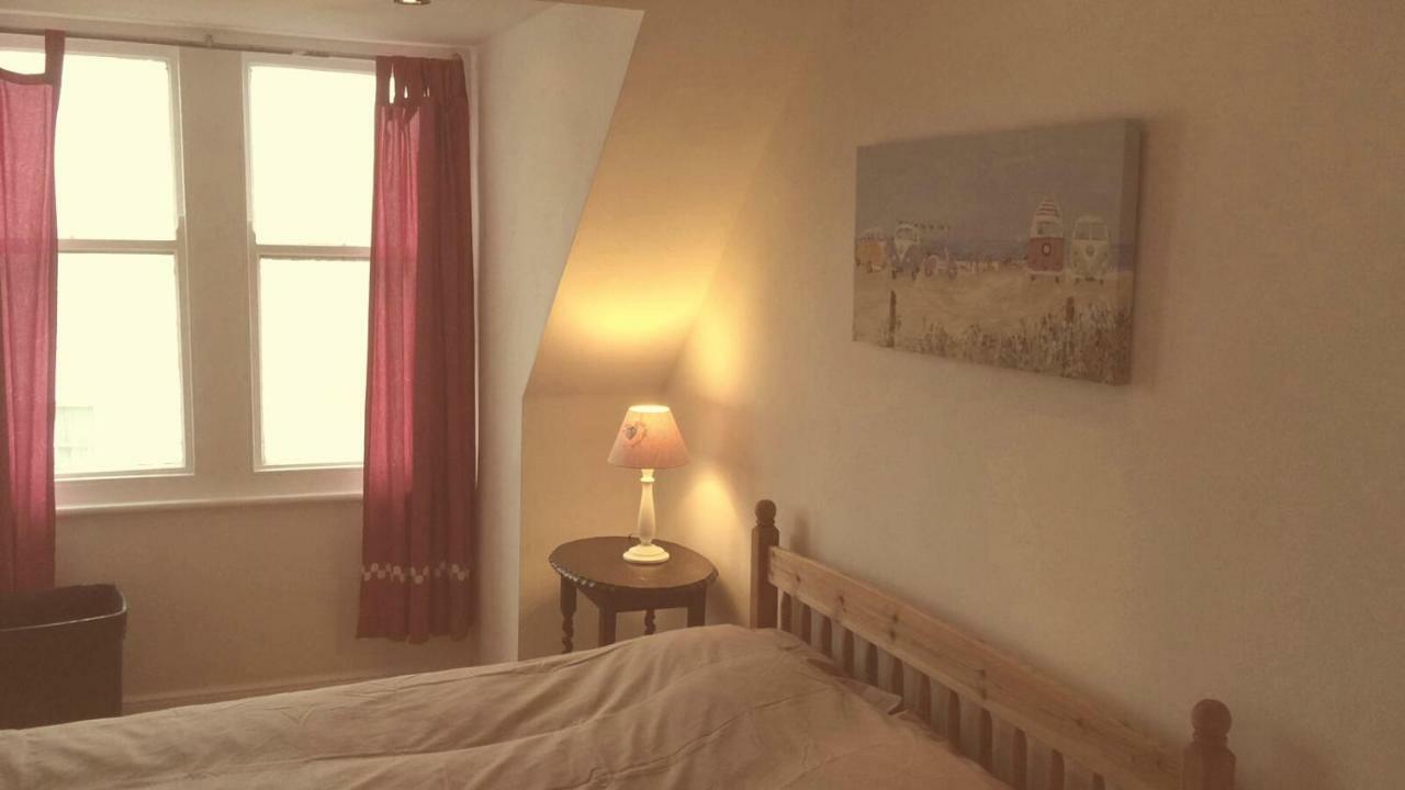 New Quay Boonkeys Surf Lodge מראה חיצוני תמונה